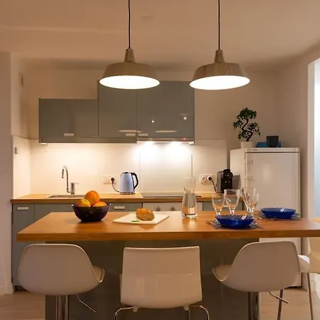 R'apparts T2 Petit Elegant De La Gare Апартаменти *